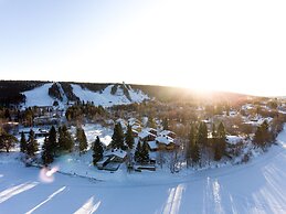 Lapland Hotels Ounasvaara Chalets