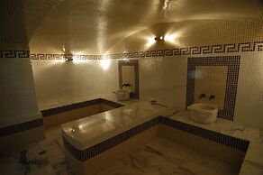 Manhattan Hotel & Restaurant