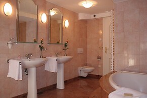 PRIVILLAGE STARE - B&B, Villa and Chalet Resort