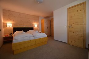 PRIVILLAGE STARE - B&B, Villa and Chalet Resort
