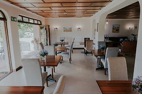CANA Vineyard Guesthouse