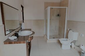 CANA Vineyard Guesthouse