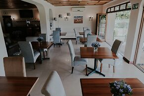 CANA Vineyard Guesthouse