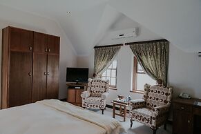 CANA Vineyard Guesthouse