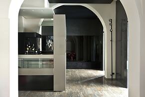 Romano House