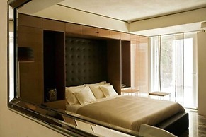 Romano House