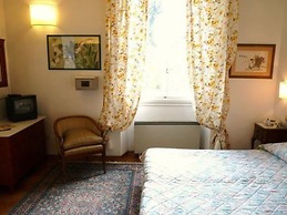 Classic Hotel