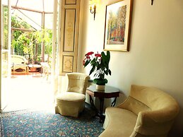 Classic Hotel