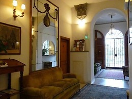 Classic Hotel
