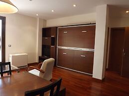 Roca Nevada Suites