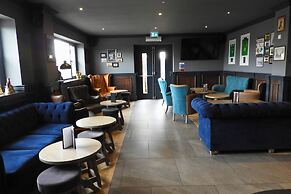 Curran Court Hotel
