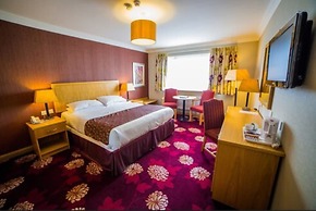 Curran Court Hotel
