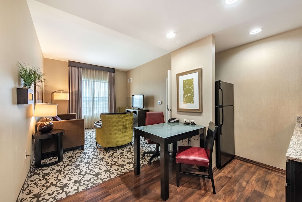 Homewood Suites by Hilton Oxnard/Camarillo