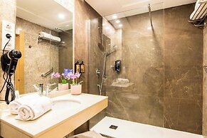Cullera Holiday Hotel