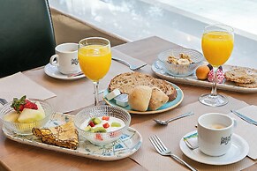 Cullera Holiday Hotel