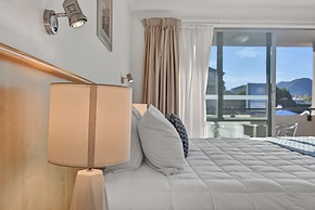 The Hotel Nelson