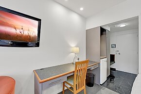 The Hotel Nelson