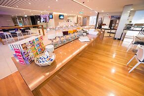Quality Suites Pioneer Sands