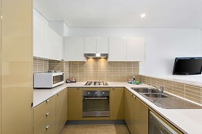 Quality Suites Pioneer Sands