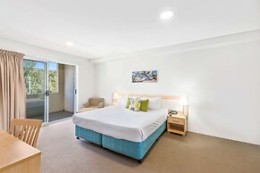 Quality Suites Pioneer Sands