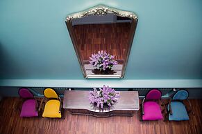 Vintage Boutique Hotel