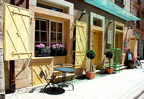 Vintage Boutique Hotel