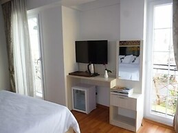 FS Old City Hotel