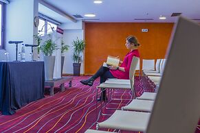 Novus City Hotel