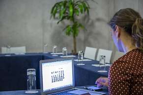 Novus City Hotel