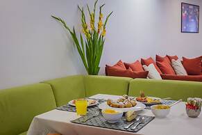 Novus City Hotel
