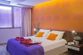 Novus City Hotel
