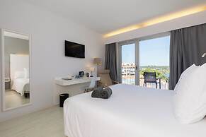 ARTIEM Carlos - Adults Only Hotel