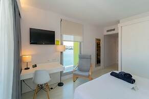 ARTIEM Carlos - Adults Only Hotel