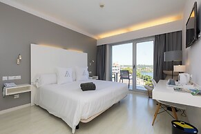 ARTIEM Carlos - Adults Only Hotel