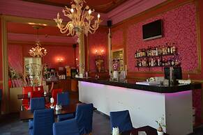 Hotel Albert 2