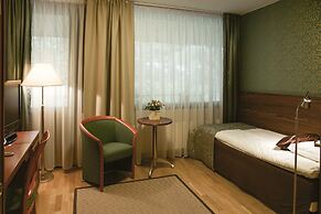 Hotel Fjalar