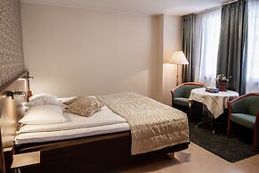 Hotel Fjalar