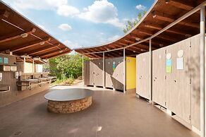 Pine Beach Bungalows – all inclusive