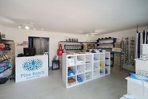 Pine Beach Bungalows – all inclusive
