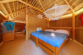 Pine Beach Bungalows – all inclusive
