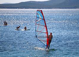 Pine Beach Bungalows – all inclusive