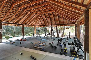Pine Beach Bungalows – all inclusive