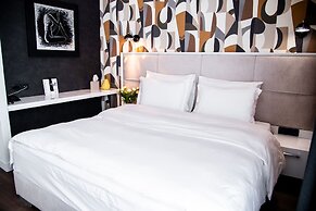 Crystal Hotel Belgrade