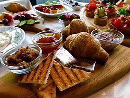 Keto Hotel