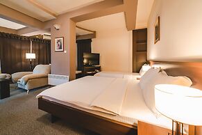 Keto Hotel