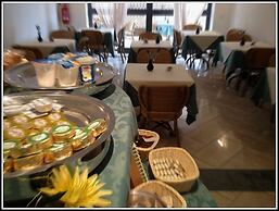 Mistral Hotel