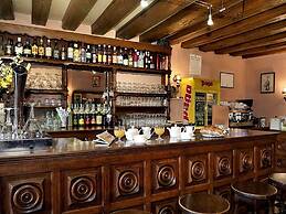 Auberge à la Tête de Lard