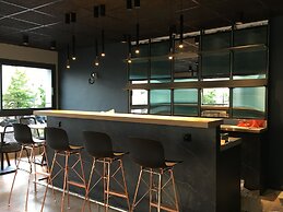 Ibis Annecy Cran Gevrier Hotel