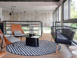 Ibis Annecy Cran Gevrier Hotel