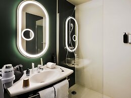 Ibis Annecy Cran Gevrier Hotel